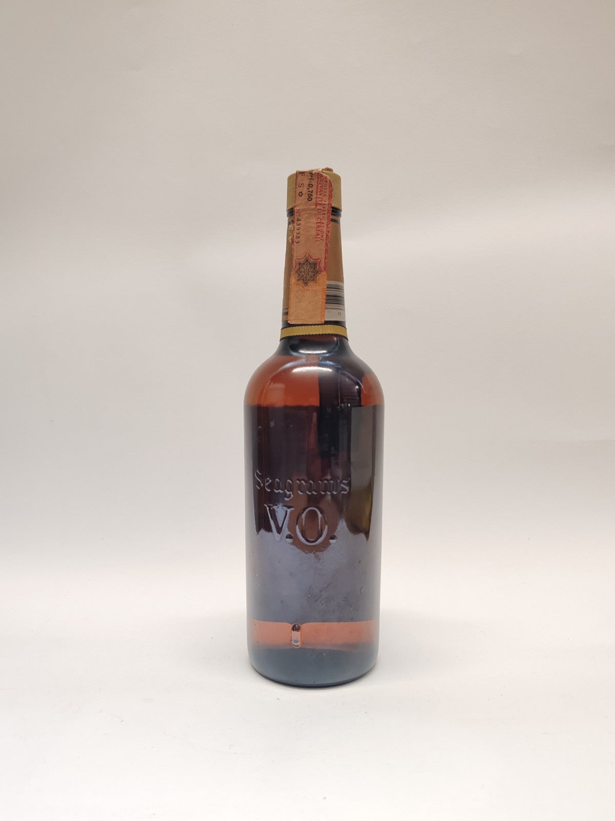 Seagram's V.O. Canadian Whisky 75cl 43% 1977 From Canada
