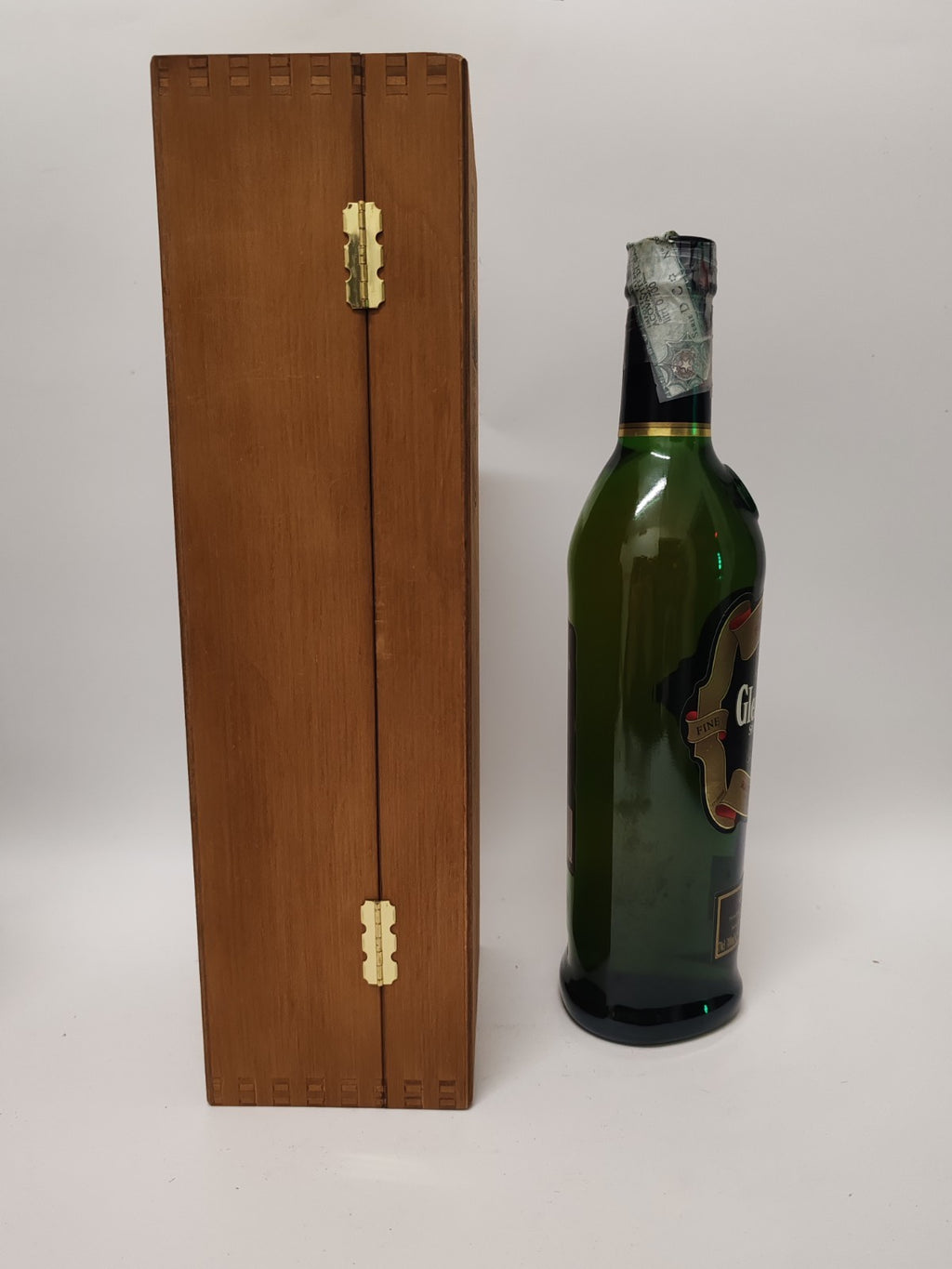 Glenfiddich Single Pure Malt Scotch Whisky 75 cl  40 % In Edler Holzschachtel