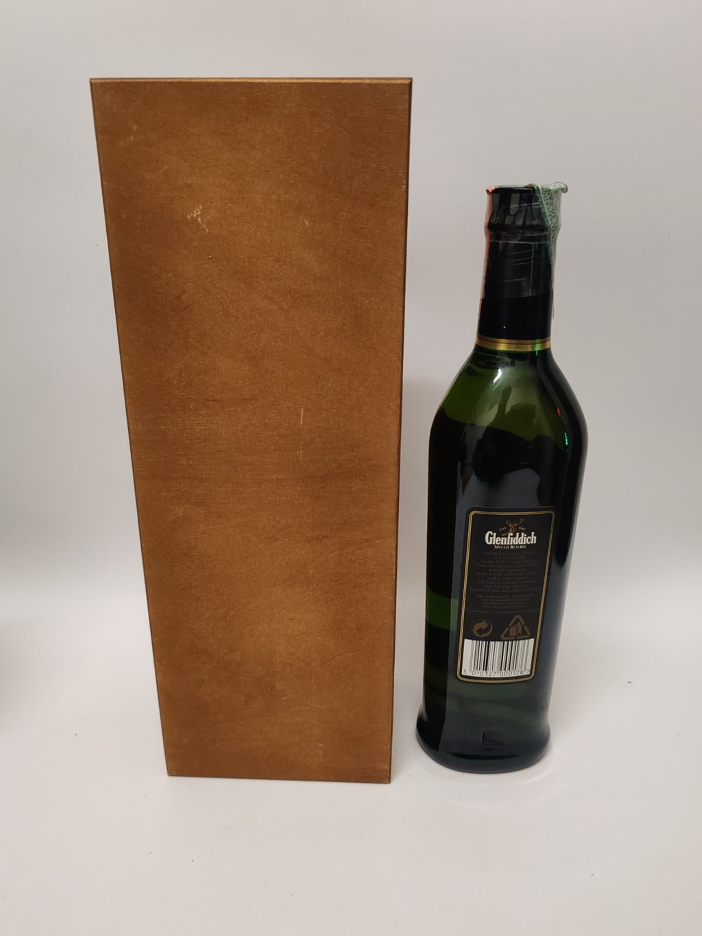 Glenfiddich Single Pure Malt Scotch Whisky 75 cl  40 % In Edler Holzschachtel