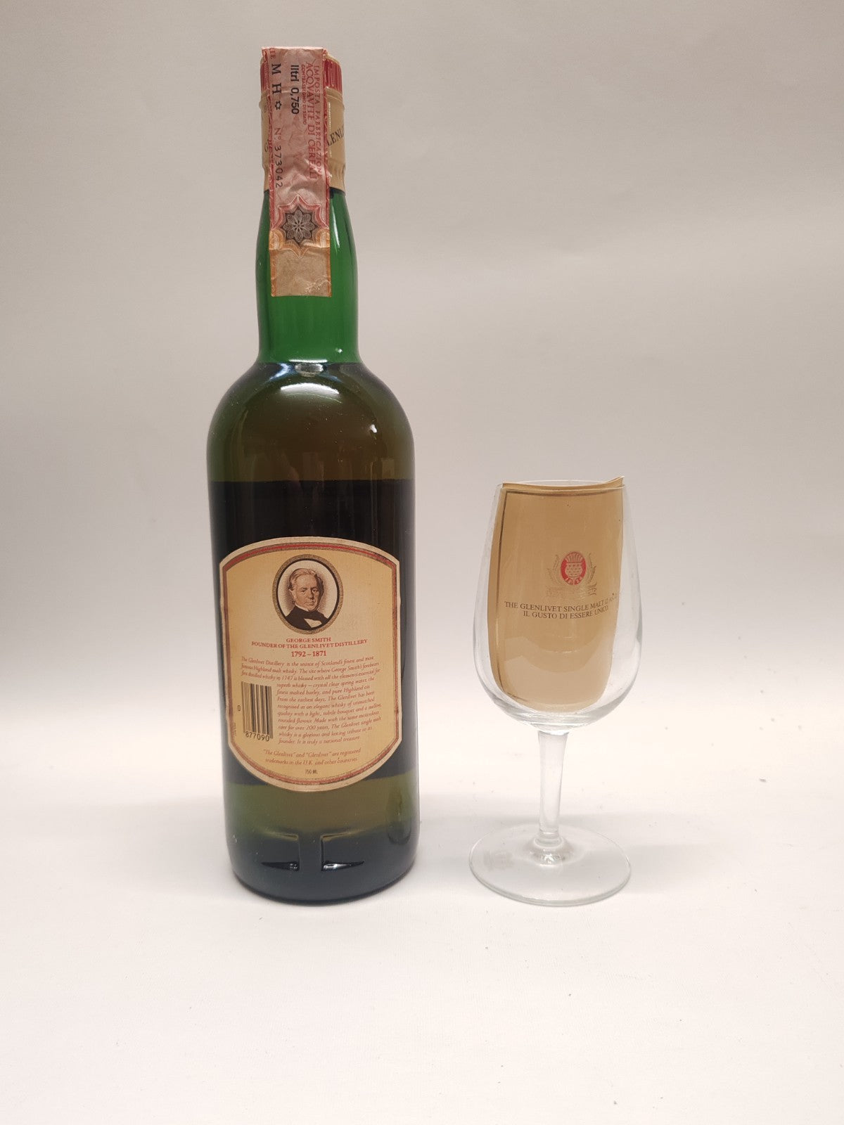 Glenlivet 12 Years All Malt Scotch Whisky Sonderausgabe Mit Schachtel Und Glas