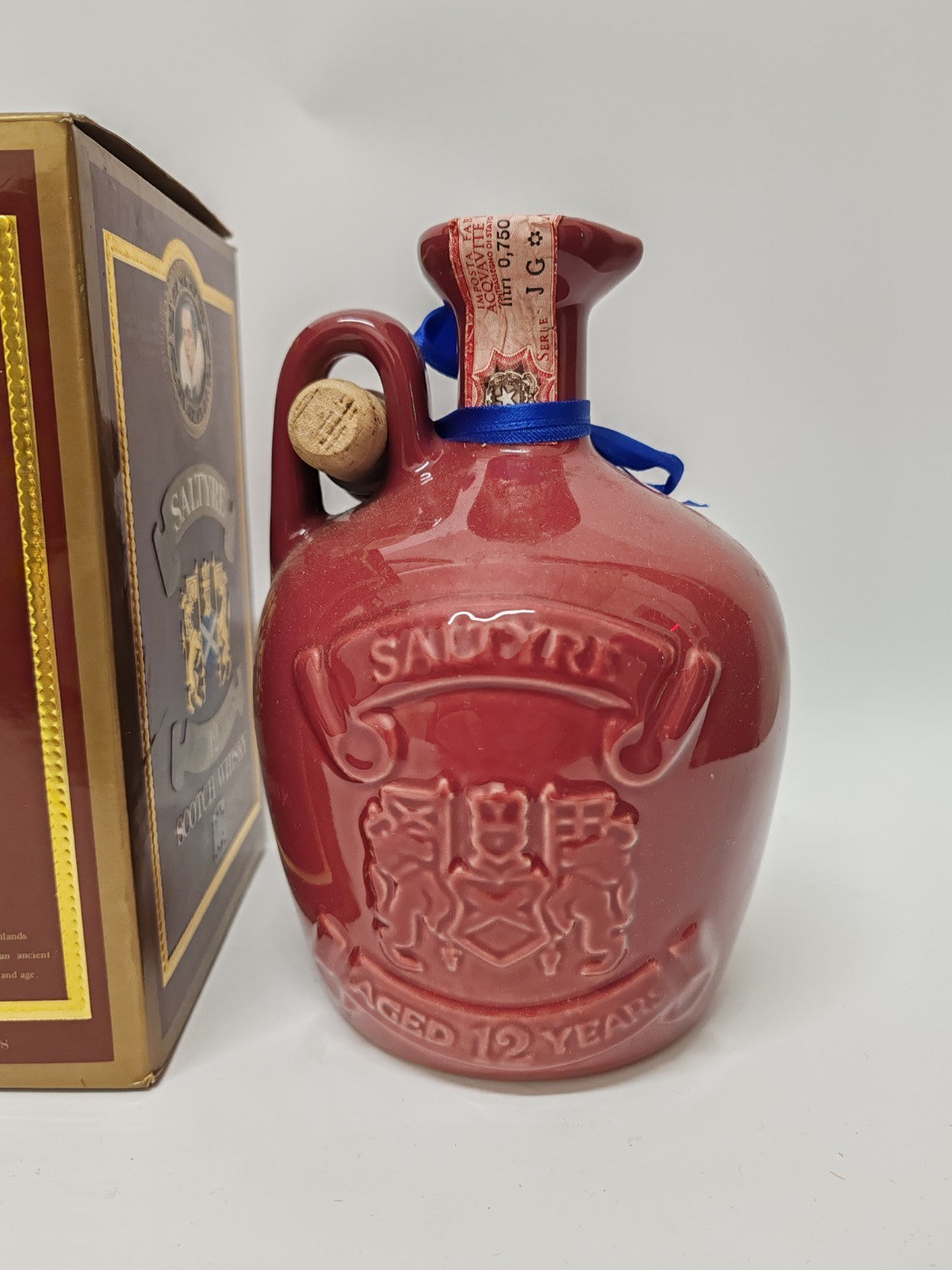 Seltene Saltyre 12 Years Old Scotch Whisky 75cl – 40% – 1980er Jahre – Porzellan