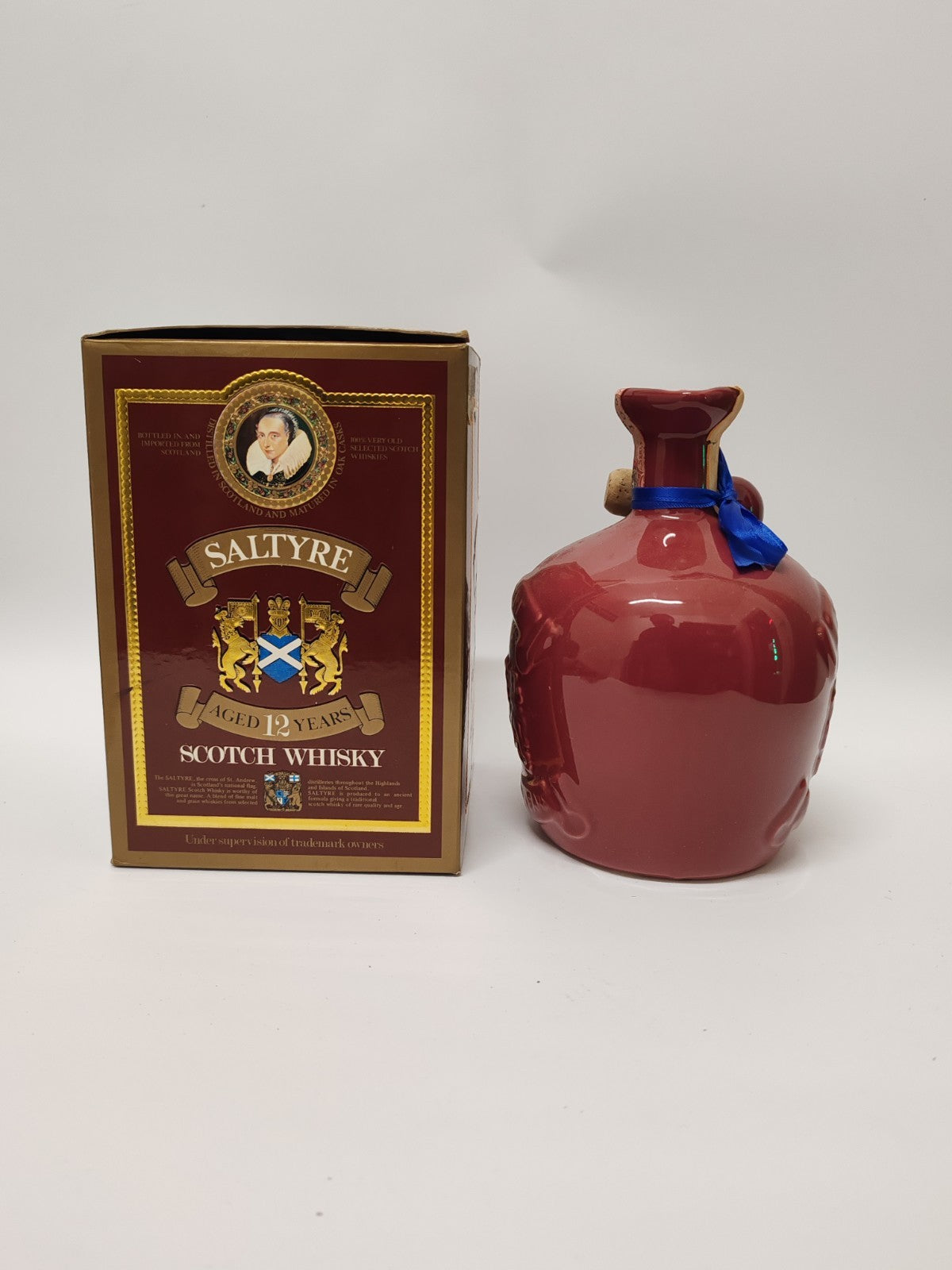 Seltene Saltyre 12 Years Old Scotch Whisky 75cl – 40% – 1980er Jahre – Porzellan