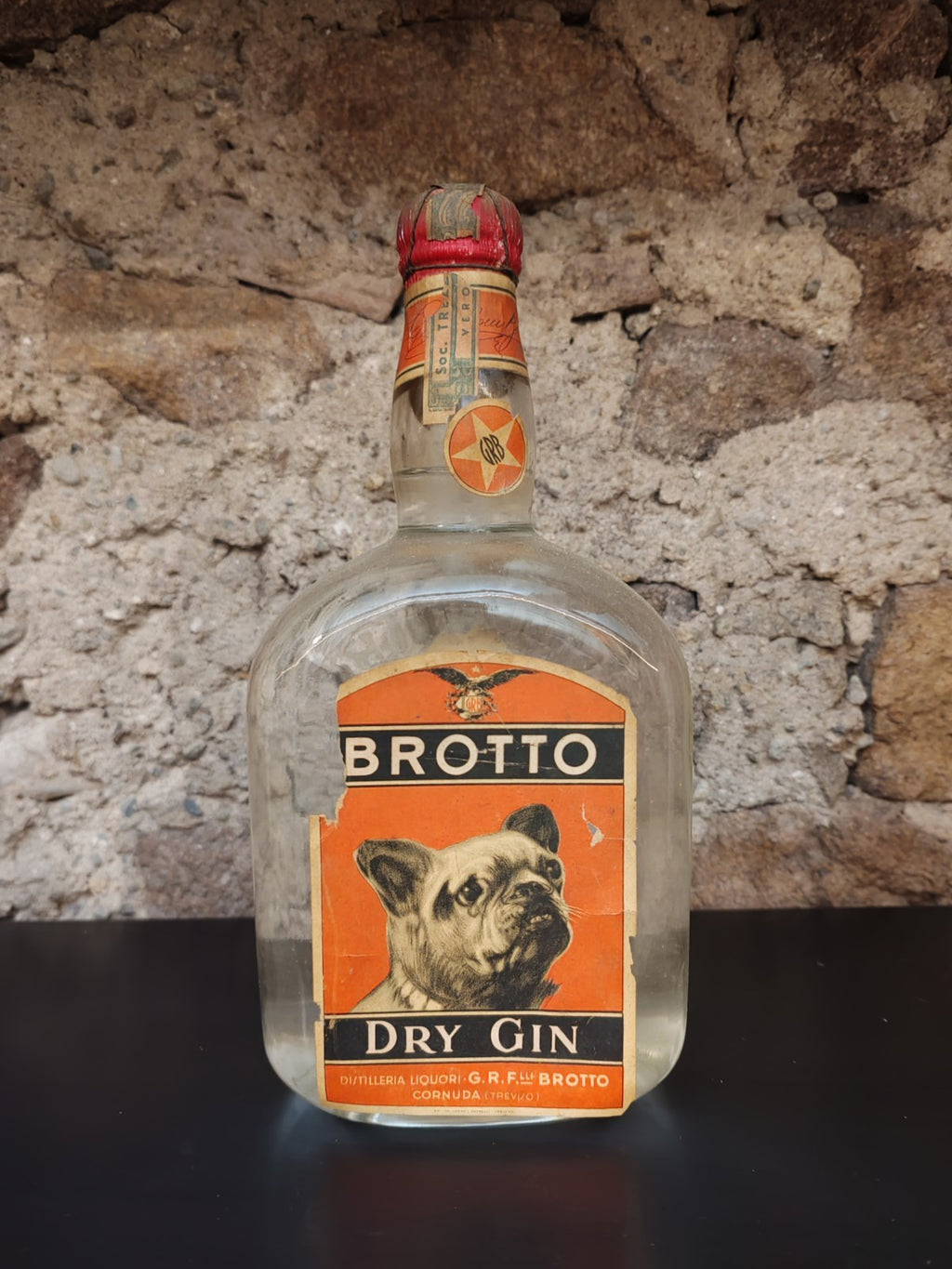 Brotto Dry Gin – 100cl 50% – Italien – 1960er Jahre – Versiegelt